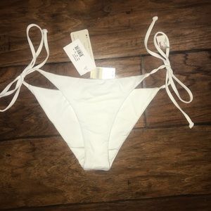 L space white bottoms Xs